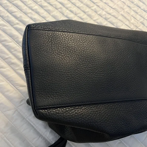 Gucci Black Leather Chain Shoulder Bag - Picture 4 of 8